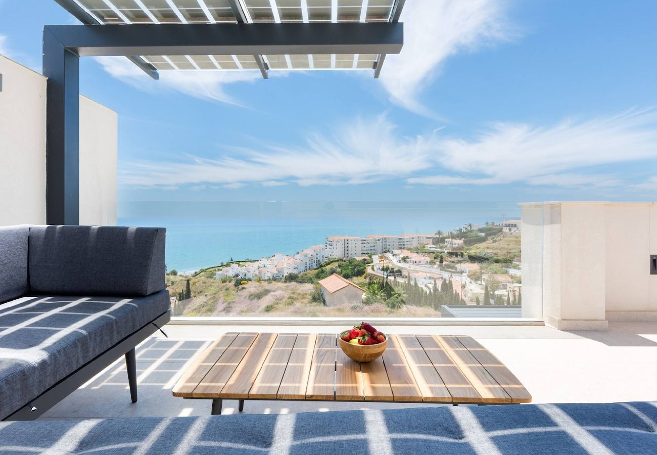 Hus i Torrox Costa - Hus med jacuzzi og fantastisk havudsigt, sauna og fitnesscenter