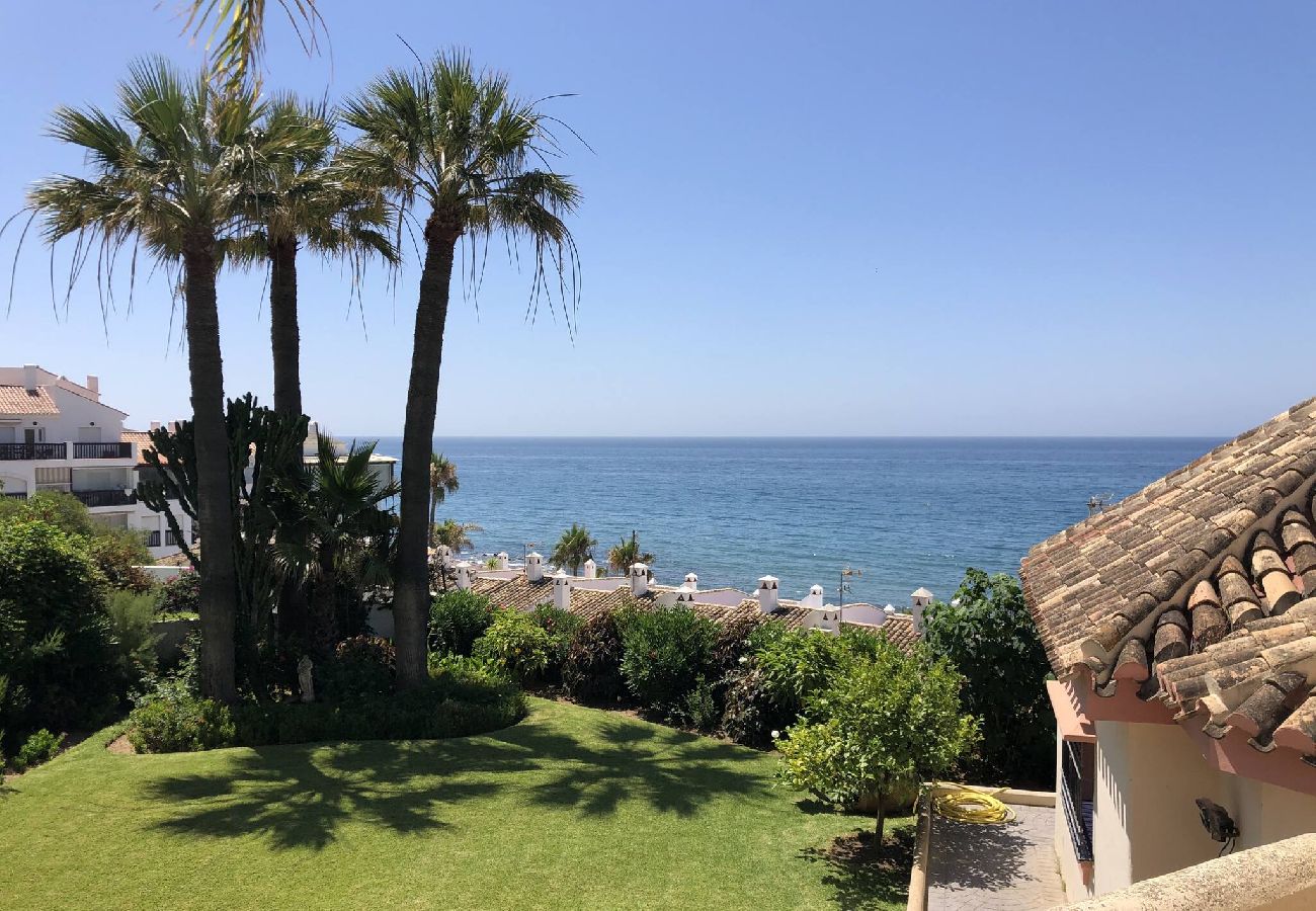Villa i Marbella - Villa Monterray, Royal Beach, Calahonda - Villa ved stranden