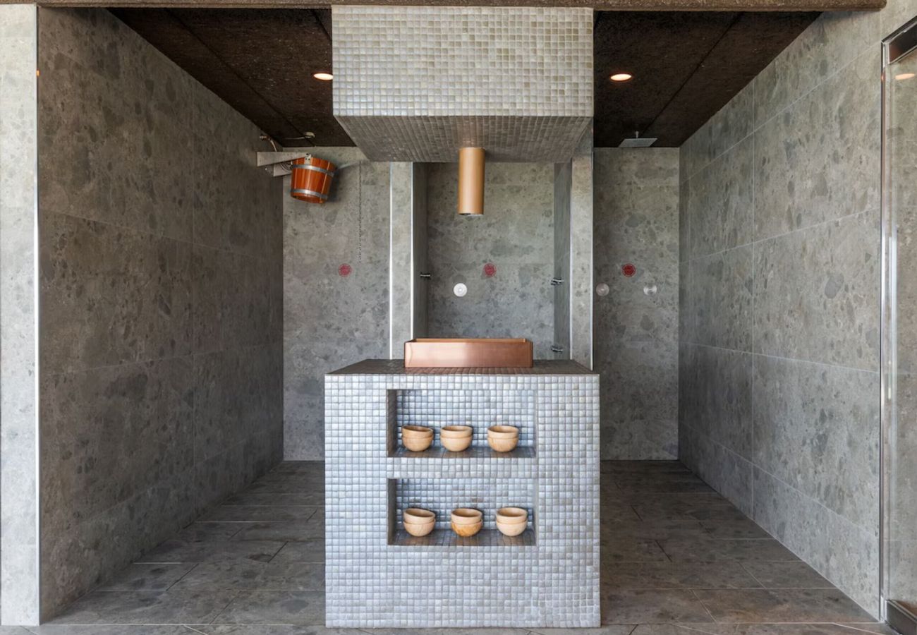 Casa en Torrox Costa - Casa con spa y piscina privados, con acceso a sauna y gimnasio