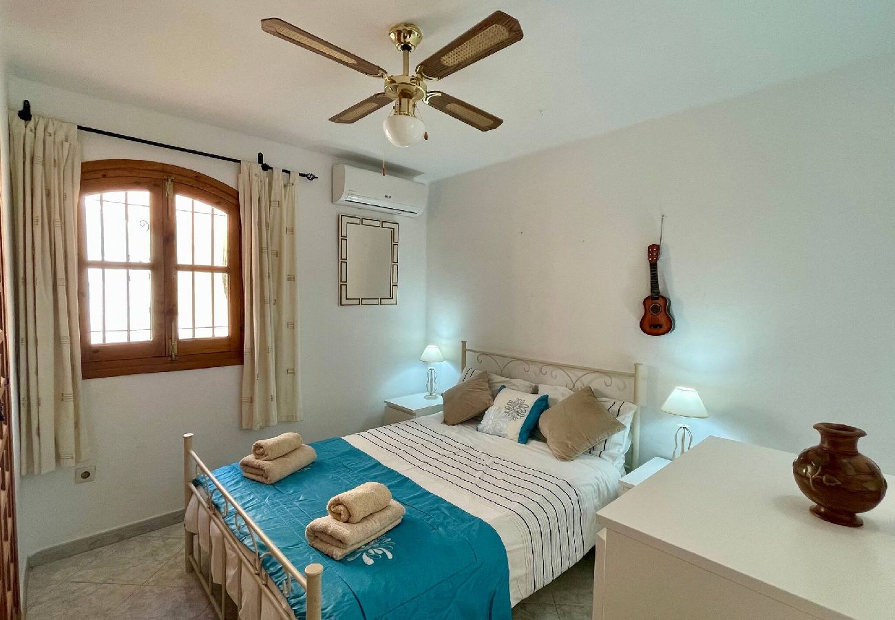 Apartamento en Nerja - Apartamento en San Juan de Capistrano con vistas panorámicas