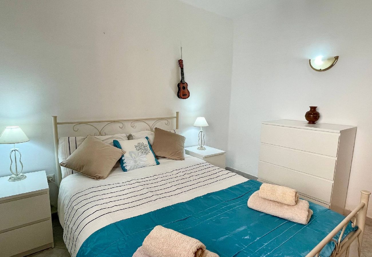 Apartamento en Nerja - Apartamento en San Juan de Capistrano con vistas panorámicas