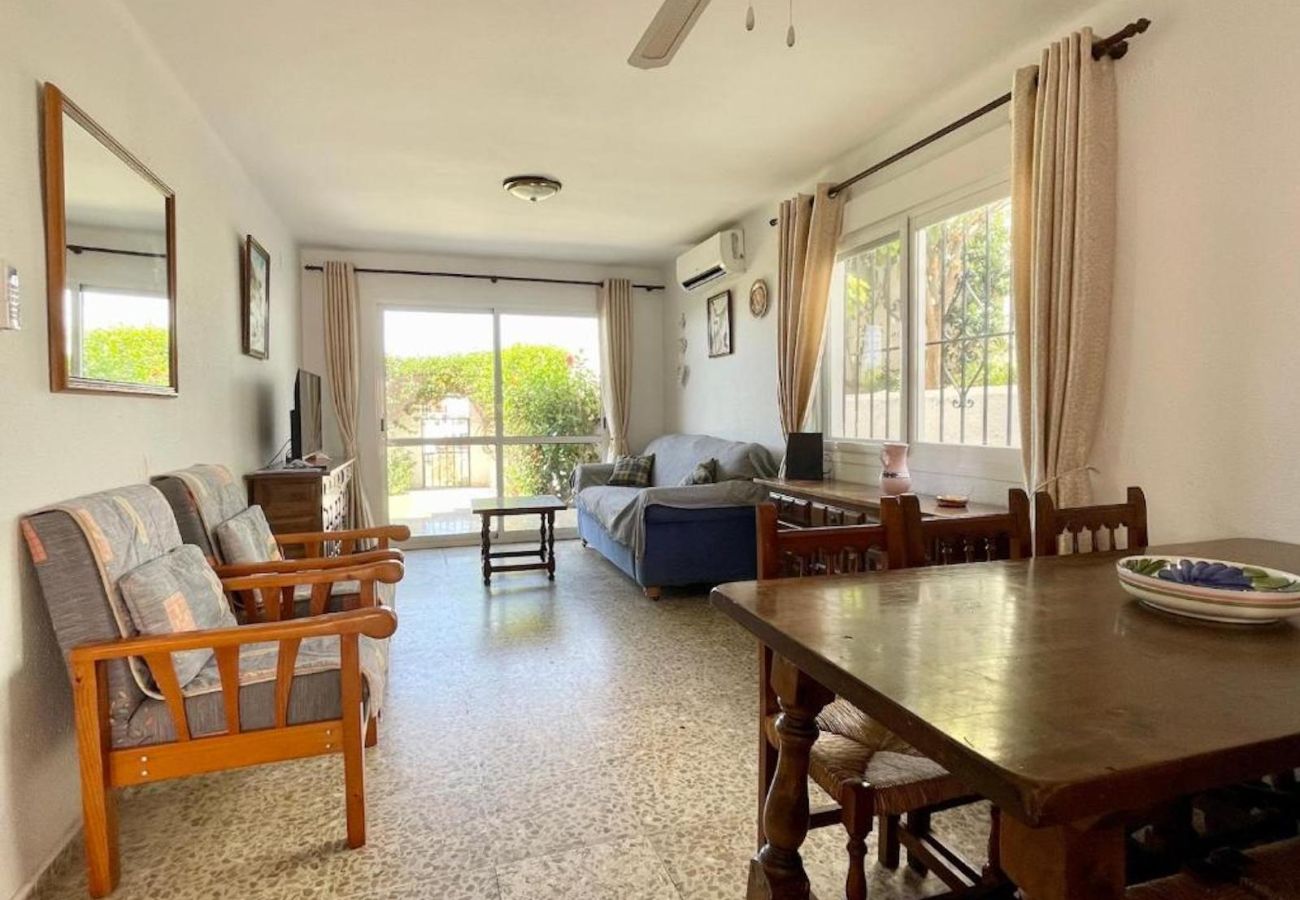 Apartamento en Nerja - Apartamento con Jardín La Noria, Nerja