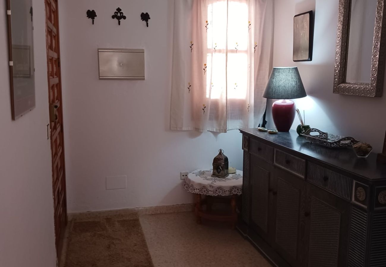 Apartamento en Nerja - Apartamento de dos habitaciones con amplia terraza y vistas en Capistrano, Nerja