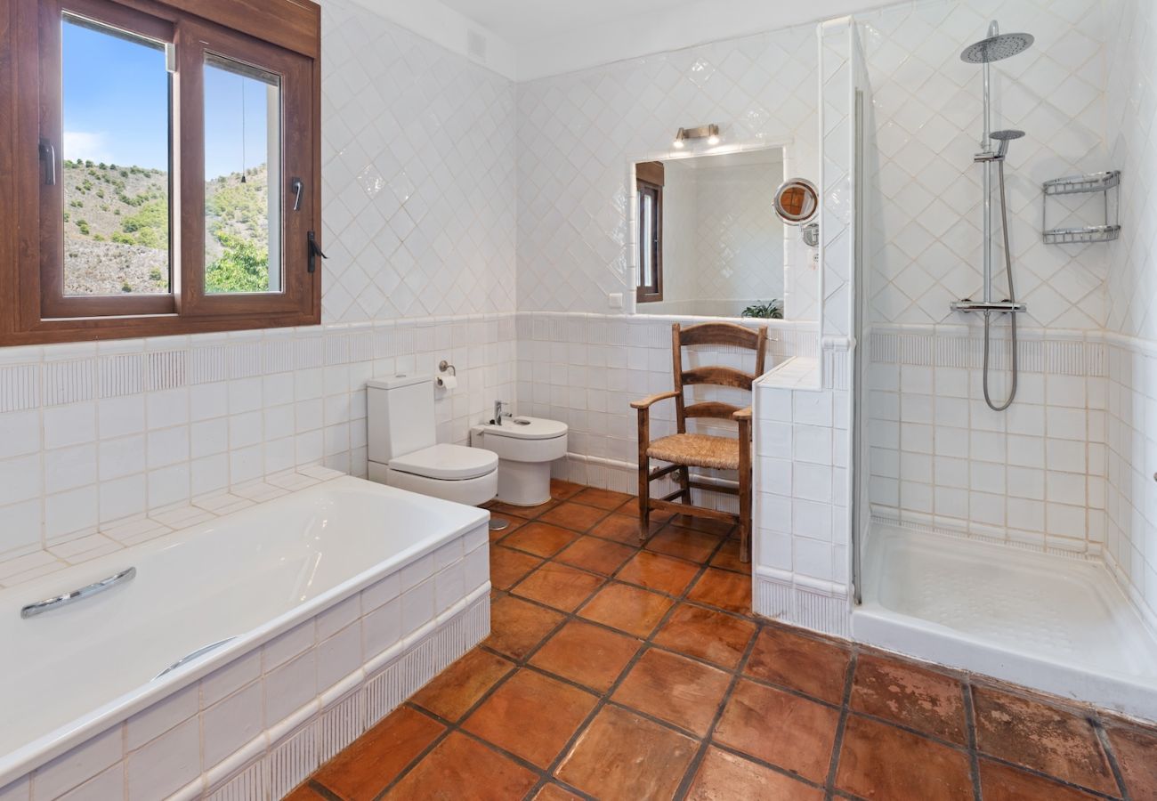 Villa en Frigiliana - Impresionante villa de 4 dormitorios con piscina privada y vistas espectaculares