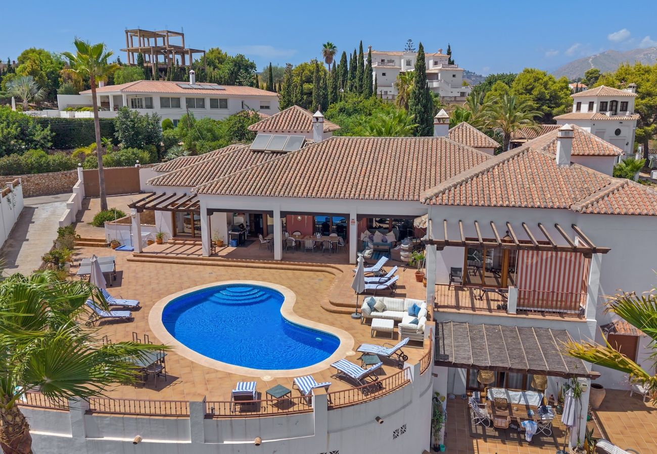 Villa en Frigiliana - Impresionante villa de 4 dormitorios con piscina privada y vistas espectaculares