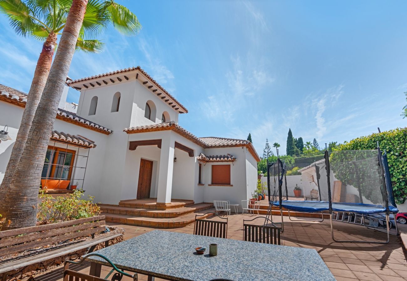 Villa en Frigiliana - Impresionante villa de 4 dormitorios con piscina privada y vistas espectaculares