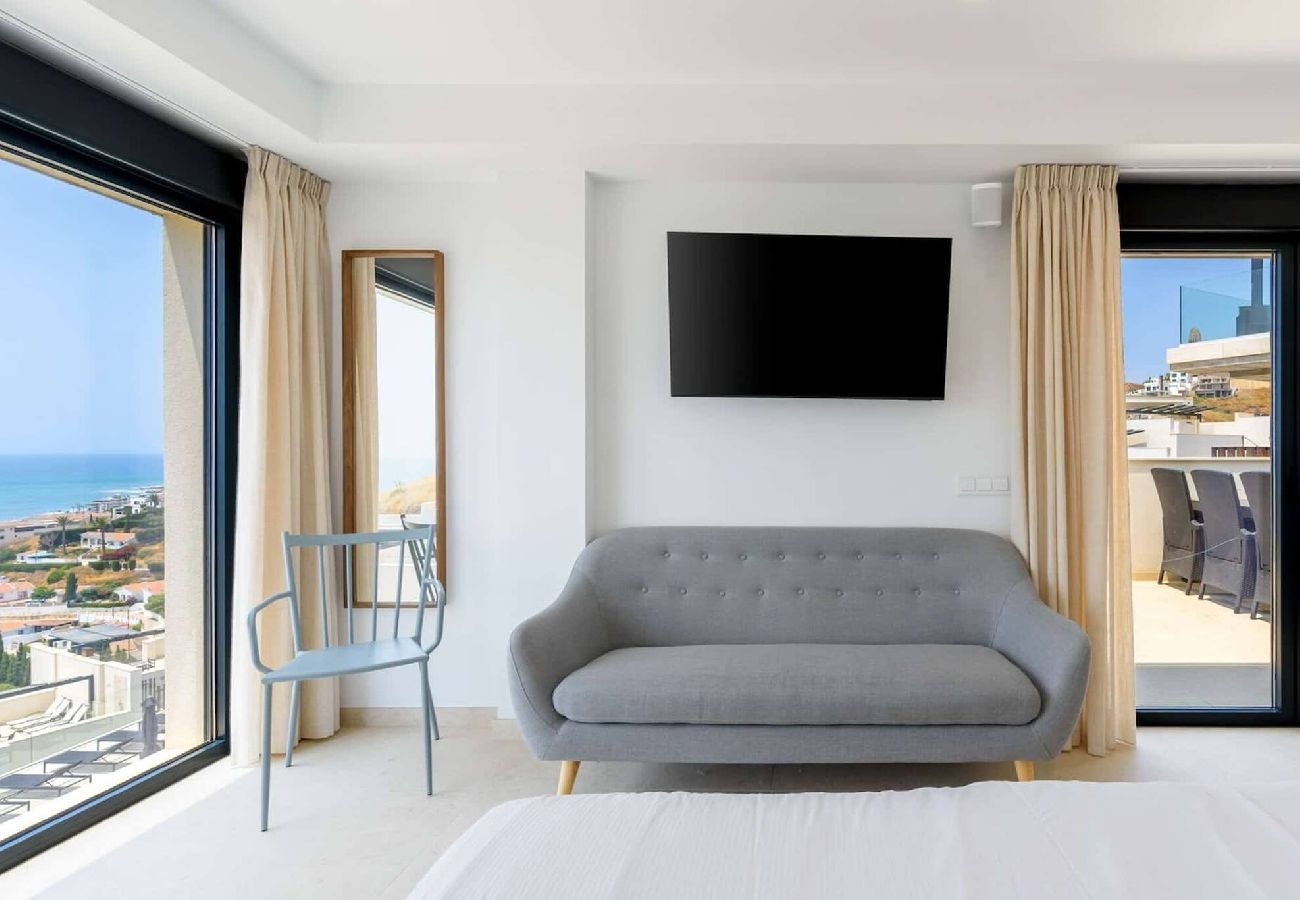 House in Torrox Costa - Luxury House with Private Pool, Jacuzzi and Wellness Spa