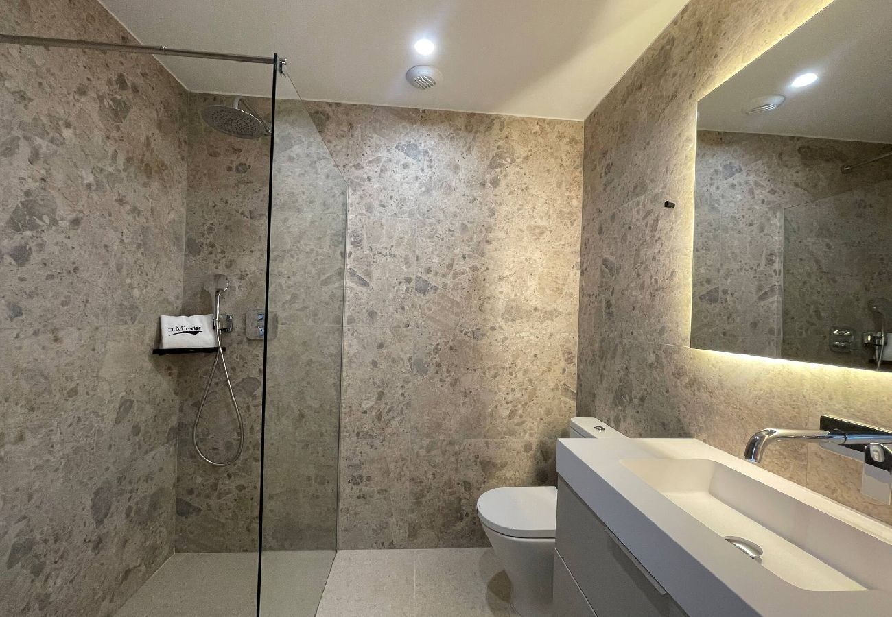 House in Torrox Costa - Luxury House with Private Pool, Jacuzzi and Wellness Spa