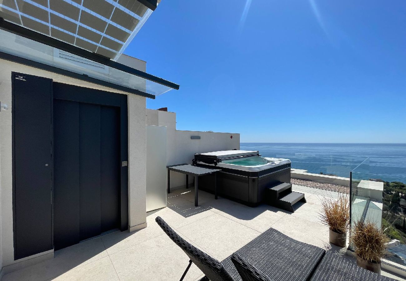 House in Torrox Costa - Luxury House with Private Pool, Jacuzzi and Wellness Spa