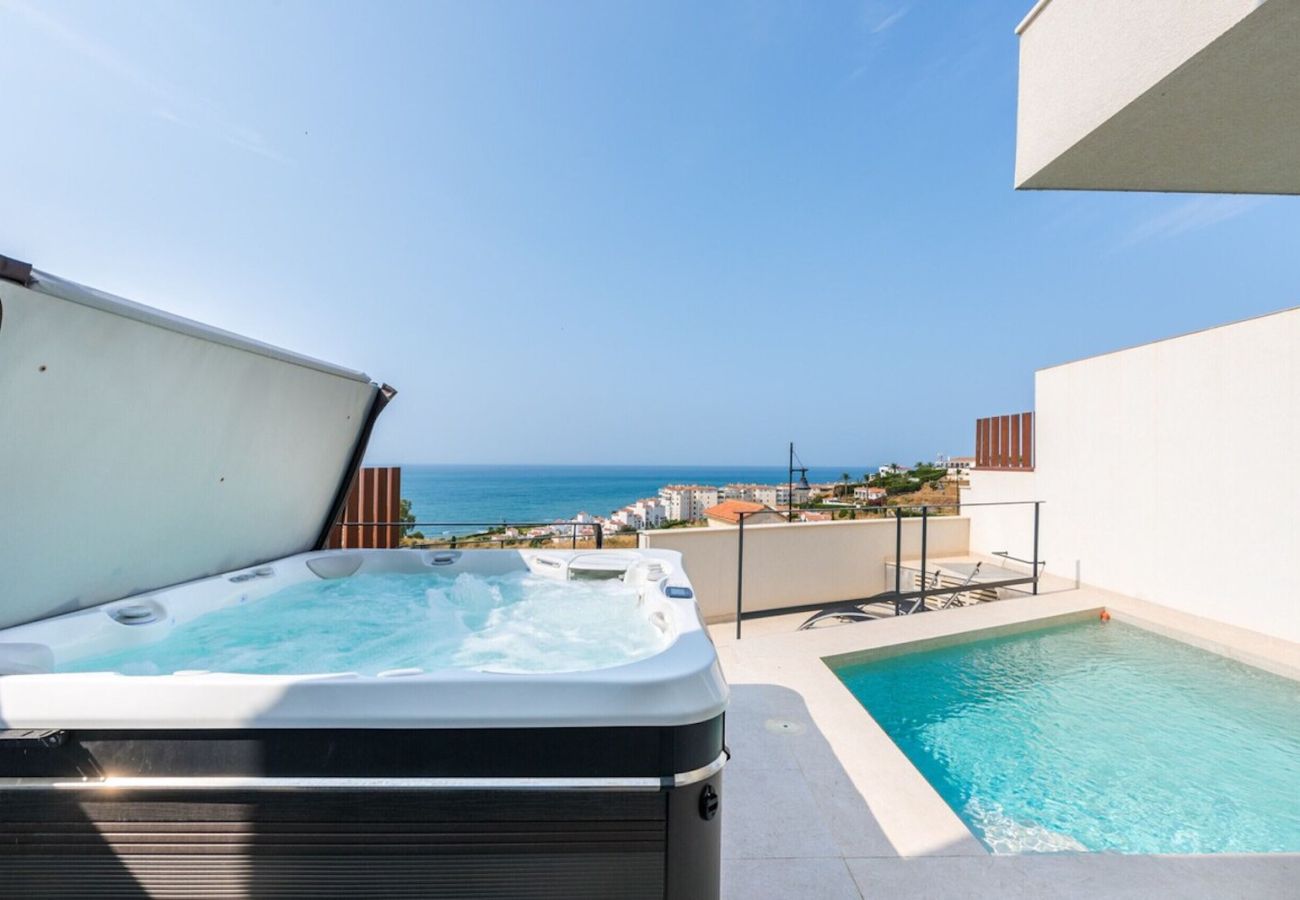 House in Torrox Costa - House with Private Spa and Pool, with access to Sauna and Gym