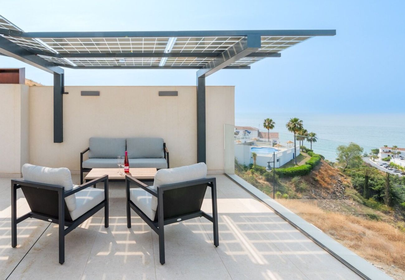 House in Torrox Costa - House with Private Spa and Pool, with access to Sauna and Gym