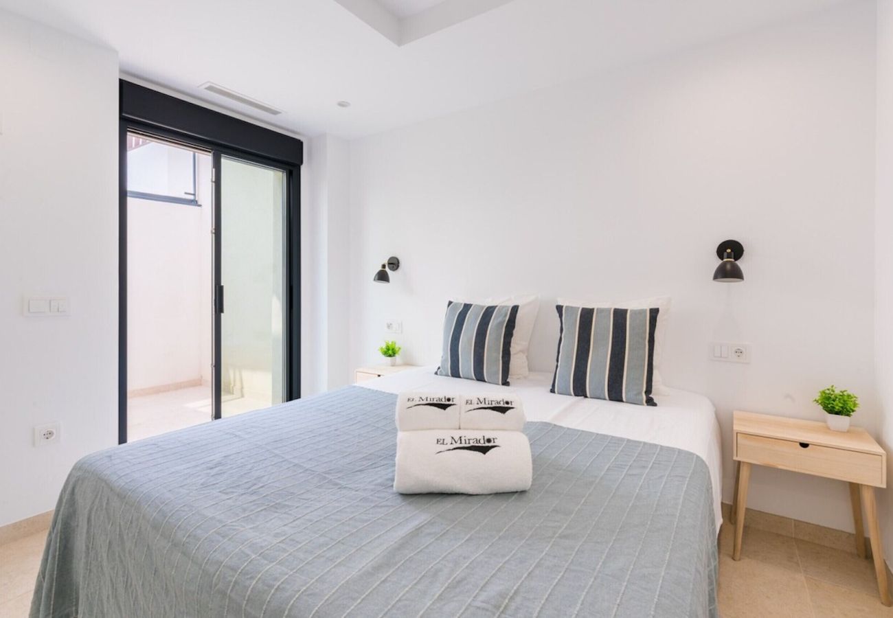 House in Torrox Costa - House with Private Spa and Pool, with access to Sauna and Gym