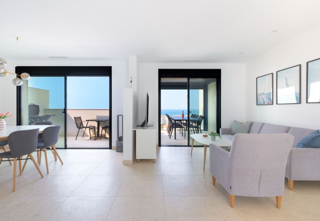 House in Torrox Costa - House with Private Spa and Pool, with access to Sauna and Gym