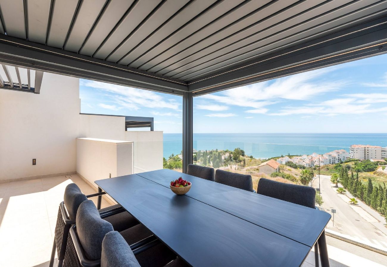 House in Torrox Costa - Luxury Villa with Private Pool and Hot Tub - access to gym, sauna & wellness centre