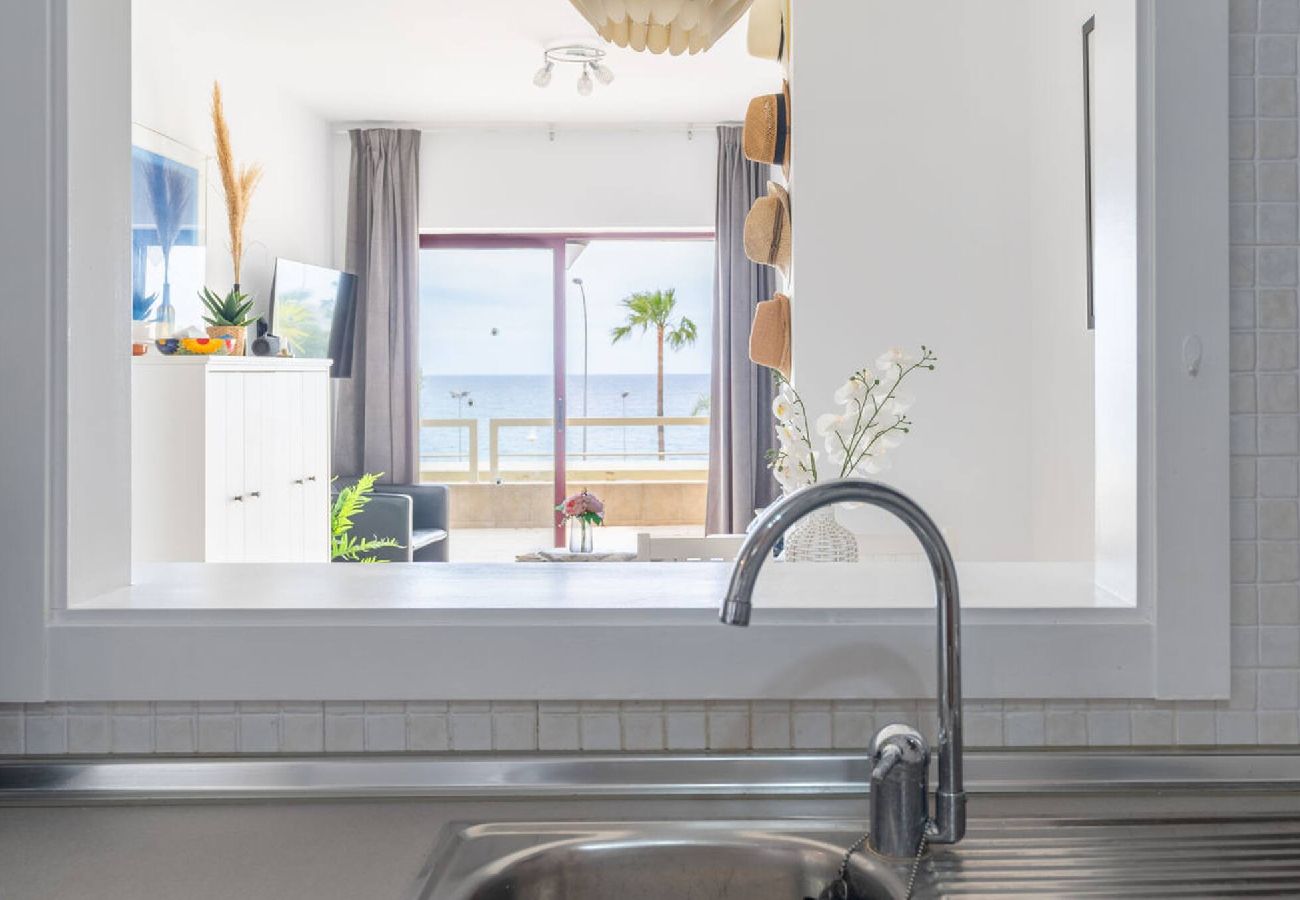Apartment in Nerja - Apartment on Frontline Burriana Beach, Nerja 