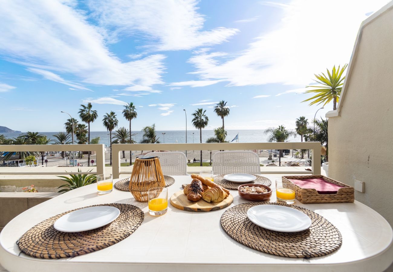 Apartment in Nerja - Apartment on Frontline Burriana Beach, Nerja 
