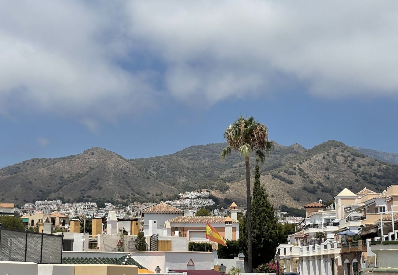 Apartment in Nerja - Miramar Nerja - Spacious apartment near Burriana beach with pool