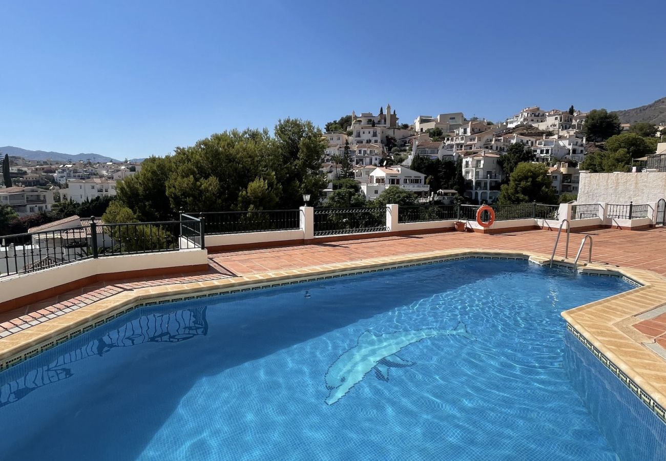 Apartment in Nerja - Miramar Nerja - Spacious apartment near Burriana beach with pool
