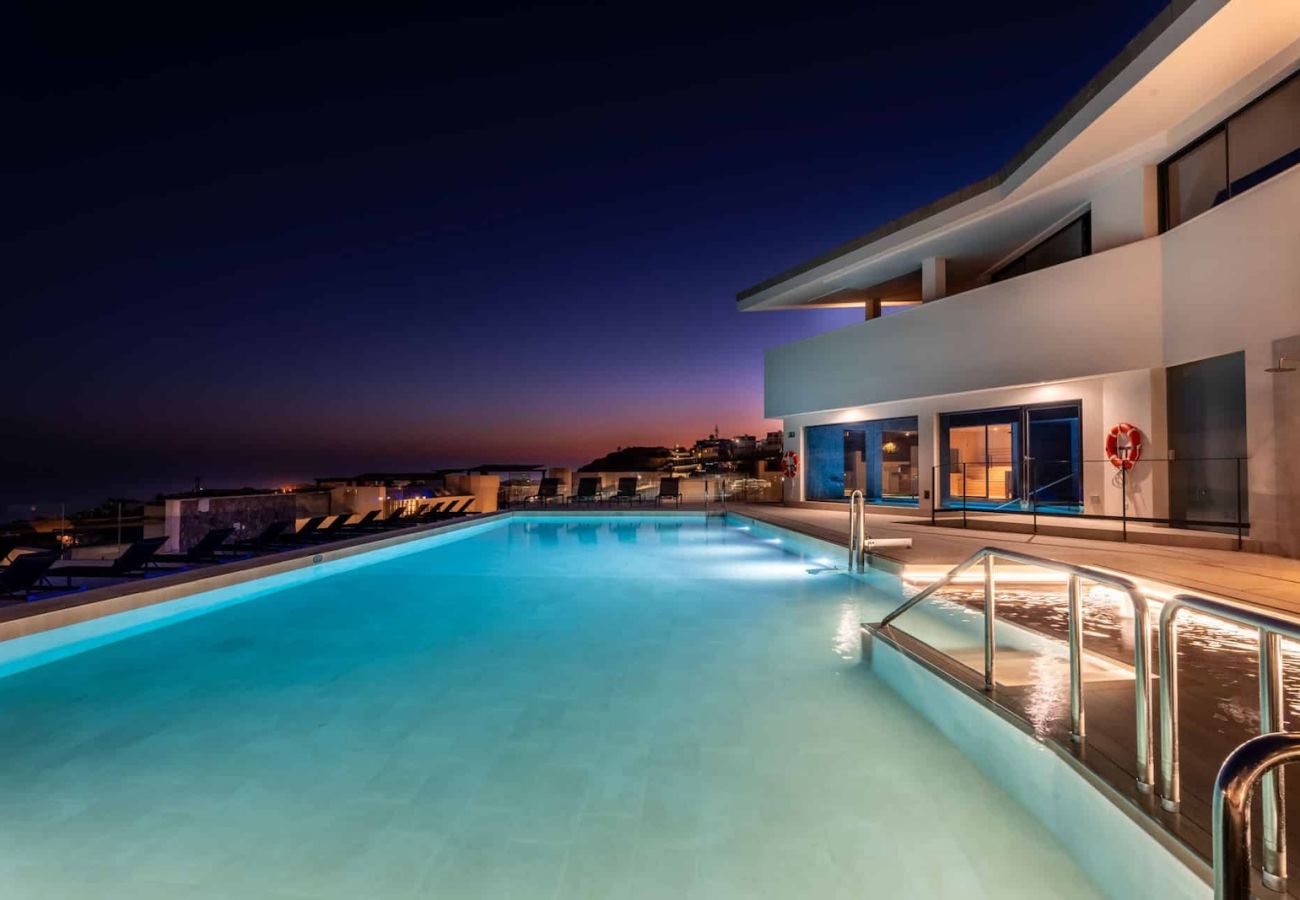 House in Torrox Costa - Modern House with Private Pool and Hot Tub - access to gym, sauna & wellness centre
