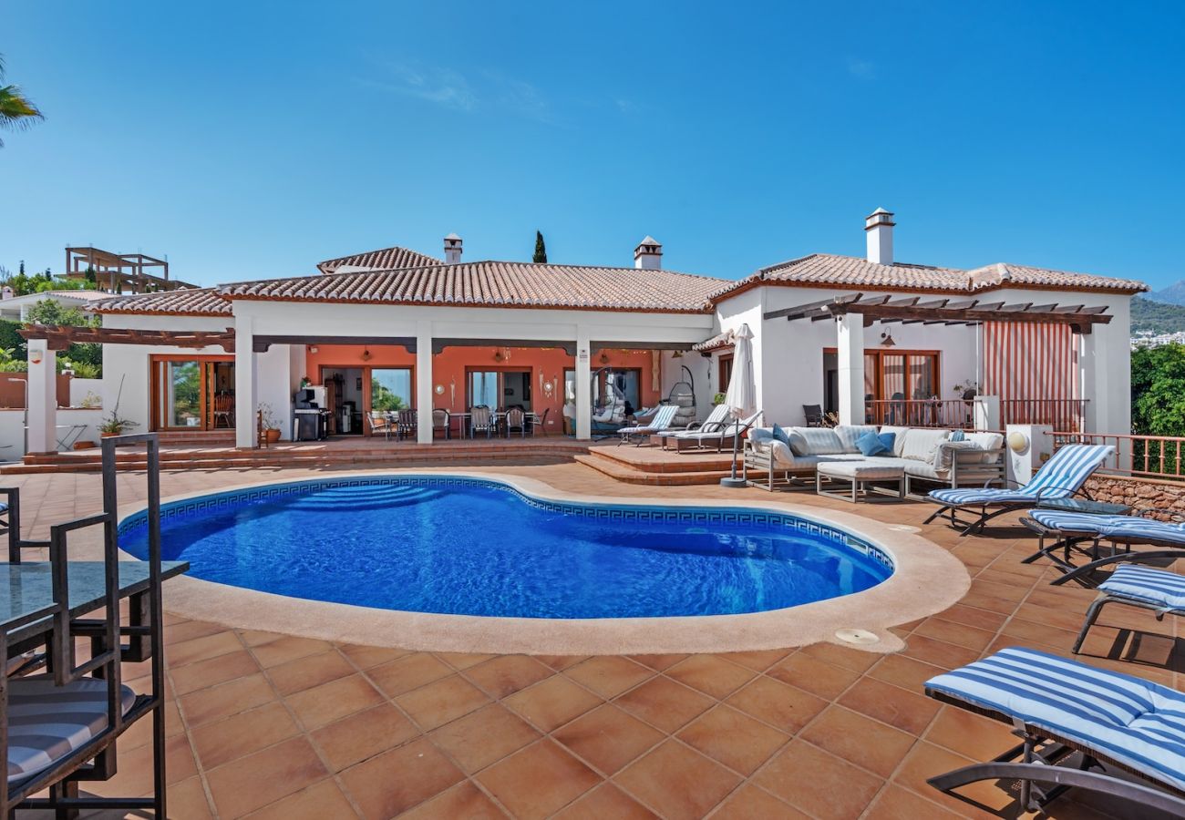 Villa in Frigiliana - Stunning 4 bedroom villa with private pool and spectacular views