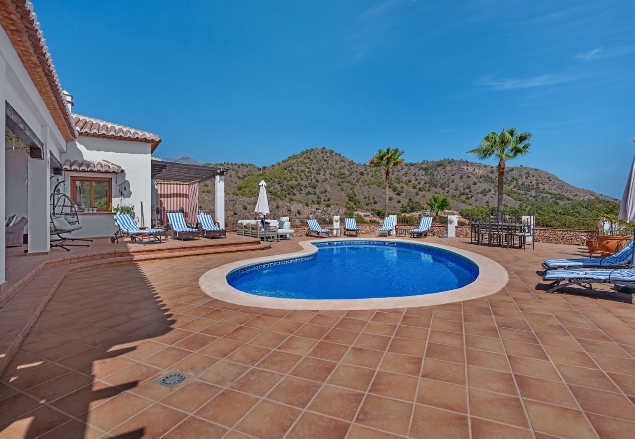 Villa in Frigiliana - Stunning 4 bedroom villa with private pool and spectacular views