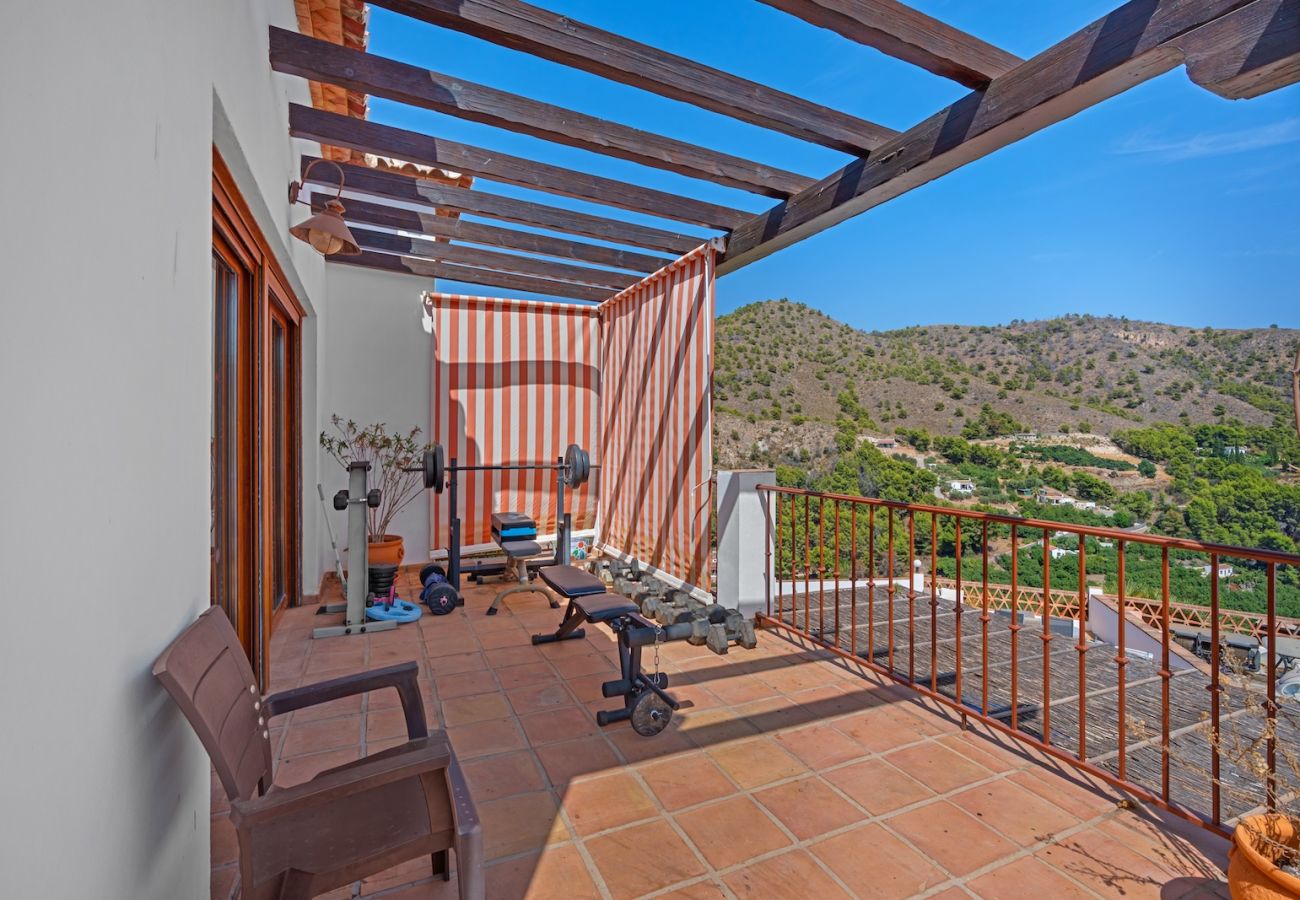 Villa in Frigiliana - Stunning 4 bedroom villa with private pool and spectacular views