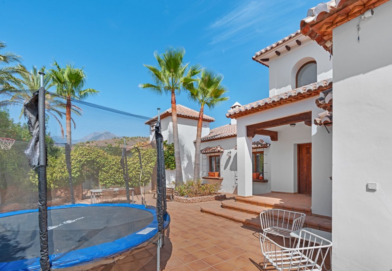 Villa in Frigiliana - Stunning 4 bedroom villa with private pool and spectacular views