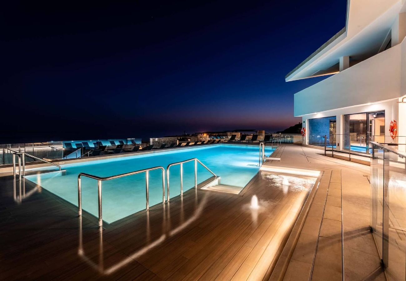 Stuga i Torrox Costa - Luxury House Mirador Calaceite Torrox Costa, with Private Pool Jacuzzi and Wellness