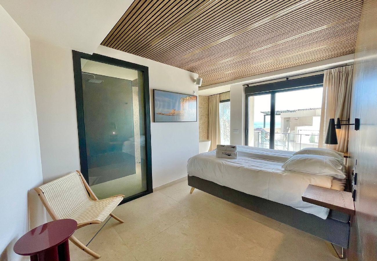Stuga i Torrox Costa - Luxury House Mirador Calaceite Torrox Costa, with Private Pool Jacuzzi and Wellness