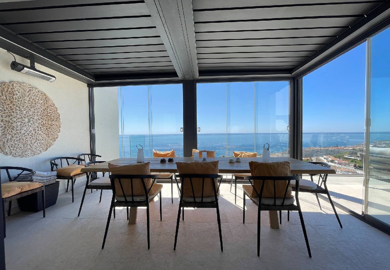 Stuga i Torrox Costa - Luxury House with Private Pool, Jacuzzi and Wellness Spa