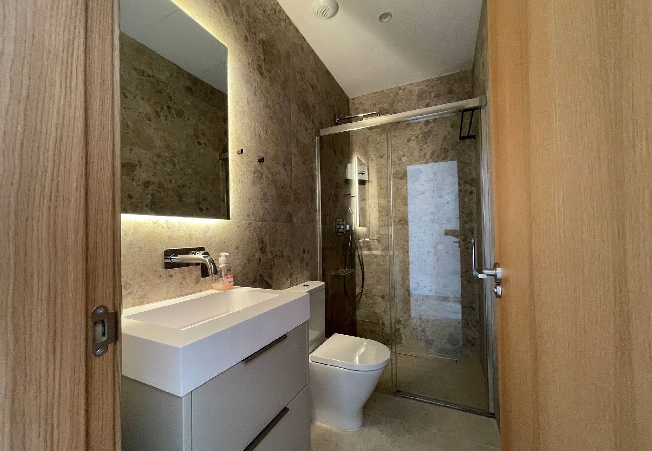 Stuga i Torrox Costa - Luxury House with Private Pool, Jacuzzi and Wellness Spa