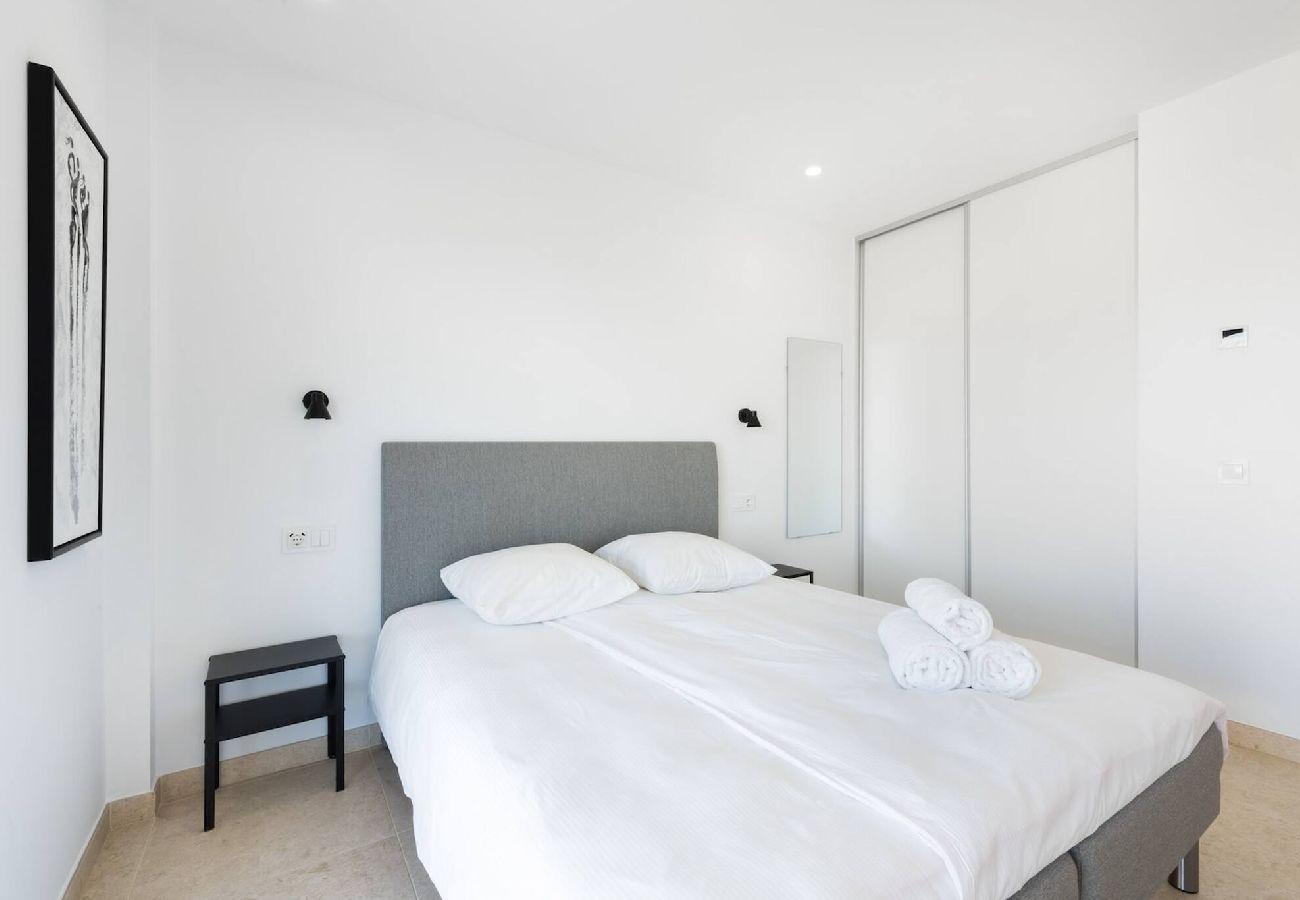 Stuga i Torrox Costa - Stunning House with Private Jacuzzi and Sea views
