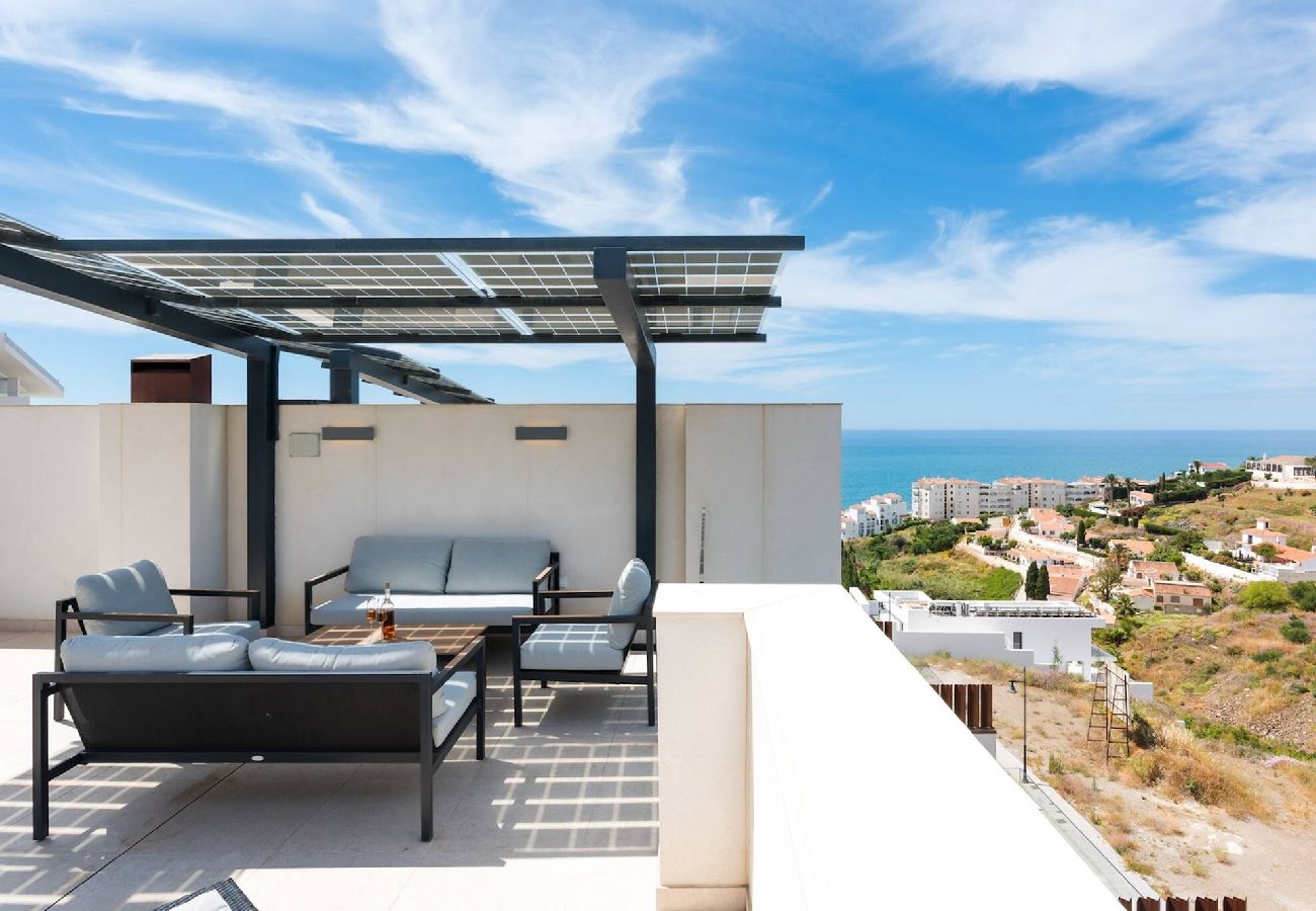 Stuga i Torrox Costa - Stunning House with Private Jacuzzi and Sea views