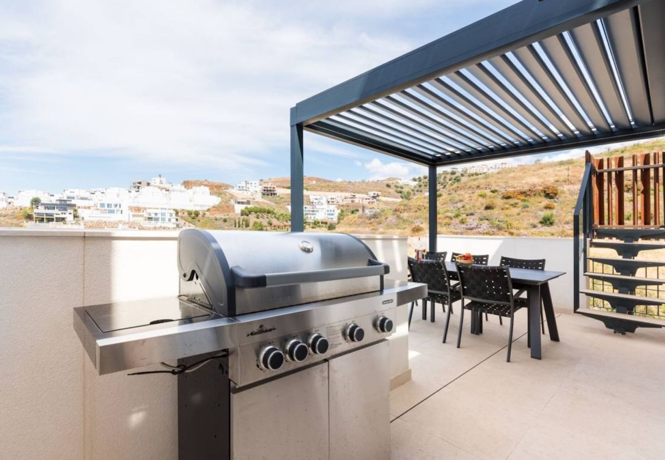 Stuga i Torrox Costa - Stunning House with Private Jacuzzi and Sea views