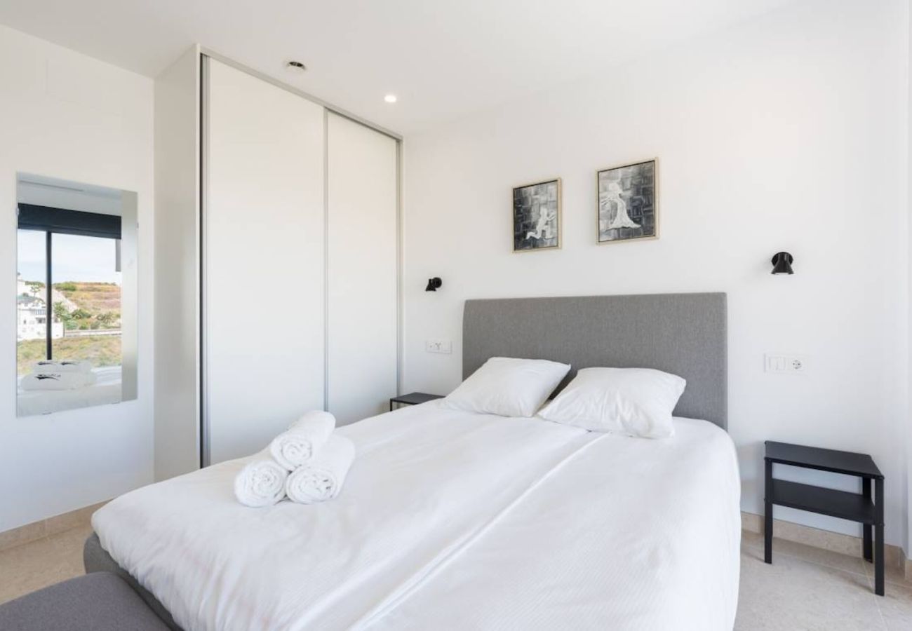 Stuga i Torrox Costa - Stunning House with Private Jacuzzi and Sea views
