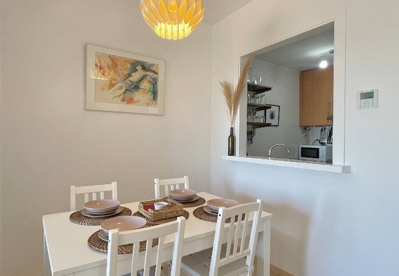 Lägenhet i Nerja - Apartment on Frontline Burriana Beach, Nerja 