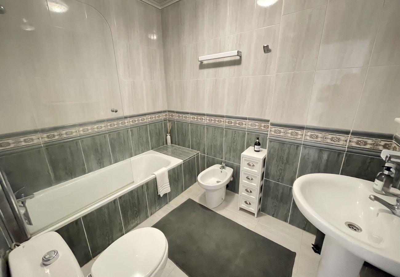 Lägenhet i Nerja - Miramar Nerja - Spacious apartment near Burriana beach with pool