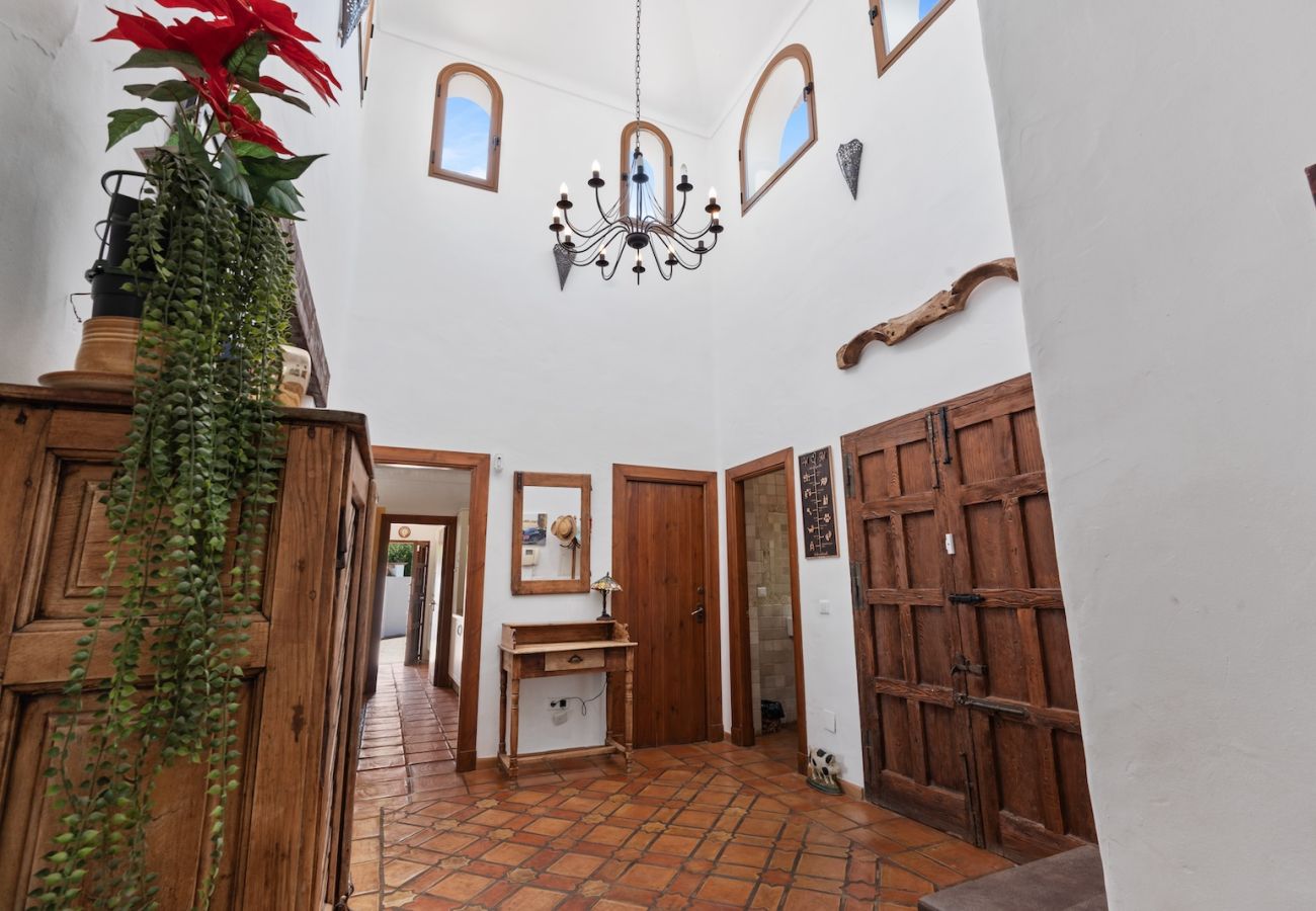 Villa i Frigiliana - Stunning 4 bedroom villa with private pool and spectacular views